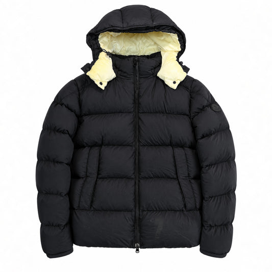 Moncler Wilms Jacket – Second Hand (Uppfräschad)